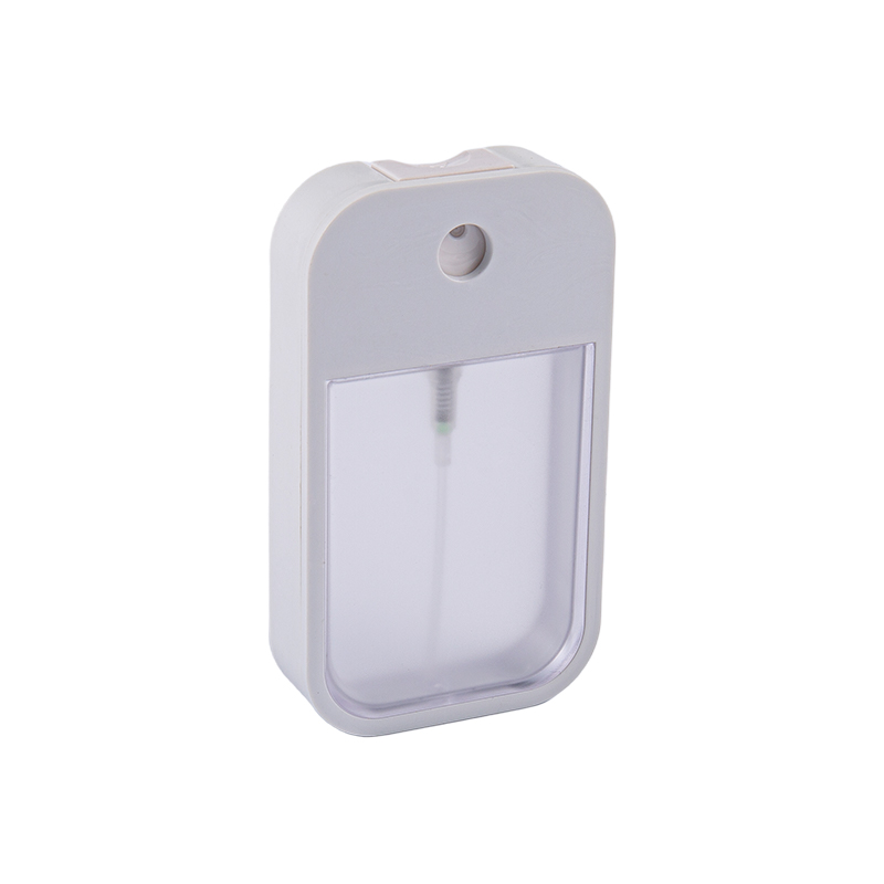 Butelka z rozpylaczem z innego materiału (ABS, PETG). Butelka z rozpylaczem z innego materiału (ABS, PETG).