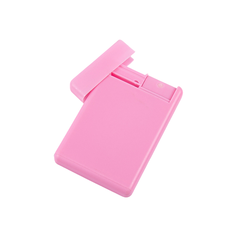 Butelka ze sprayem w kształcie karty z zakrętką Butelka ze sprayem w kształcie karty z zakrętką